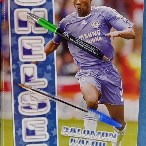 Match Football Magazine issue 23-29/1/2007 like new with Tottenham posters
