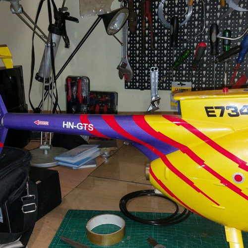 Helicopter fuselage size 500 used with navigation lights for remote control