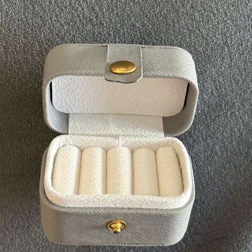 Ring Box new, size 6.4 x 3.8 x 4.8 cm