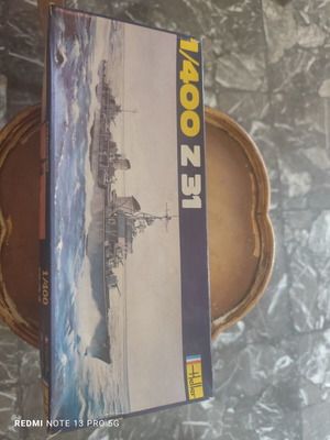 Heller Z31 1/400 scale vintage model ship kit