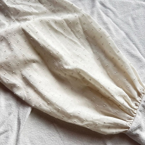 White Stradivarius blouse size XL like new with chiffon sleeves