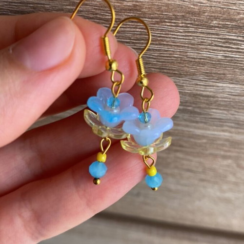 Handmade earrings blue and yellow inspired by Barbie Fairytopia