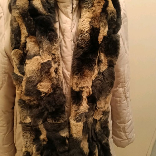 Scarf made of real fur like new