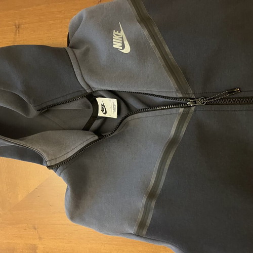 Nike Tech Fleece Hoodie used, size L