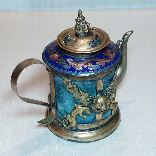 Asian teapot used with nephrite and multicolored enamel 18th-19th century