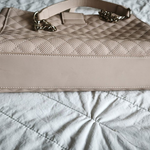 Valentino shoulder bag like new, beige, multiple compartments