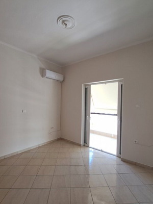 Ενοικιάζεται διαμέρισμα Αγία Μαρίνα κοντά στο μετρό