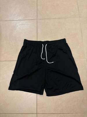 Basic black shorts XL new, athletic casual Japanese brand