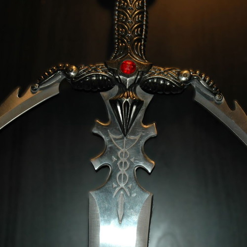 Decorative sword replica kit rae like new