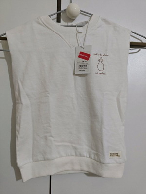 Sleeveless thick shirt new for 18-24 months
