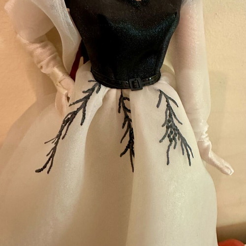 Collectible Rear Window Grace Kelly doll like new