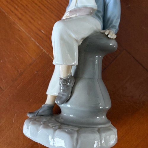Lladro 4810 figurine like new