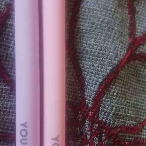 Set of 2 pens with positive messages, pink and purple