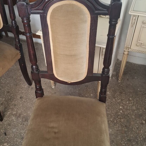 Classic carved dining table with six chairs used