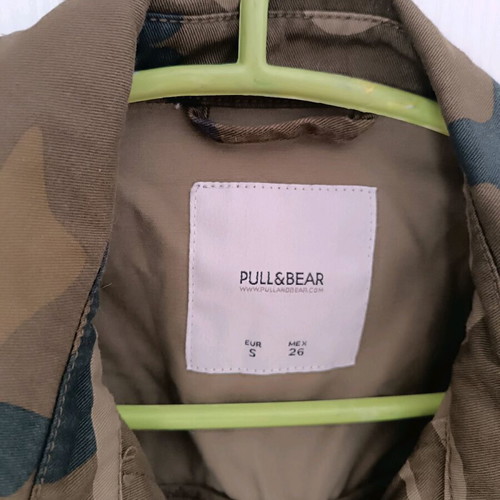 Military cotton mid-length jacket Pull & Bear like new, black and green