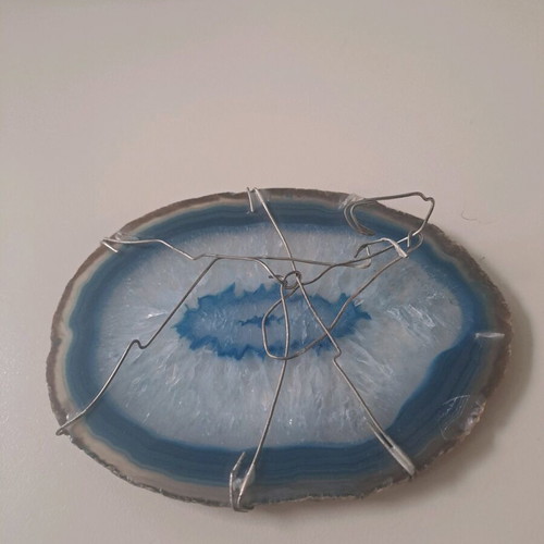 Semi-precious stone like new, dimensions 12×9 cm