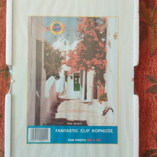 Fantastic Clip Glass Photo Frames 20 x 30 cm like new