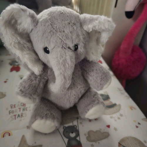 Elephant teddy like new with white noise and timer