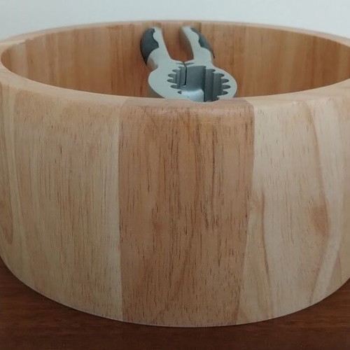 Ernesto nutcracker and bowl set new, wooden