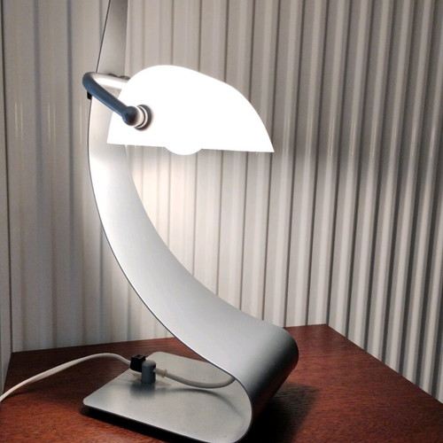 Desk lamp new, metal and plastic