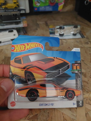 Hot Wheels Custom Otto toy car