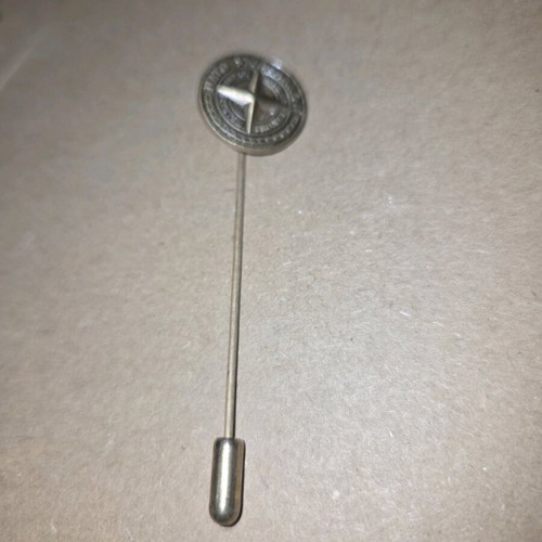 Tie Clips and Cufflinks set like new, 5 tie clips and 2 cufflink sets