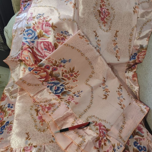 Set of two large pillowcases pink with floral design new
