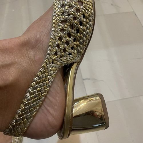 Corina leather woven pumps like new, gold and silver, 6 cm heel
