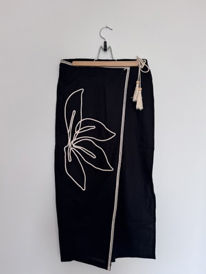 Shein black long skirt cotton linen with design new XS/S