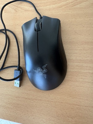 Razer Deathadder Essential ποντίκι gaming