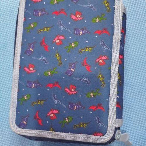 Must Spiderman Trolley Bag and Lunch Bag like new for Kindergarten Boy