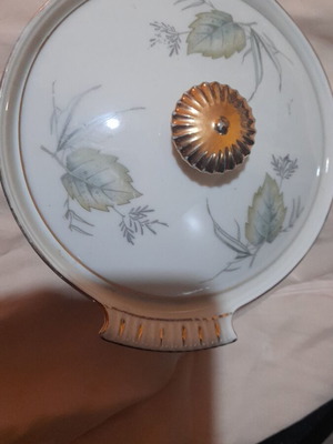 Vintage porcelain chocolate or jewelry box with gold details, like new