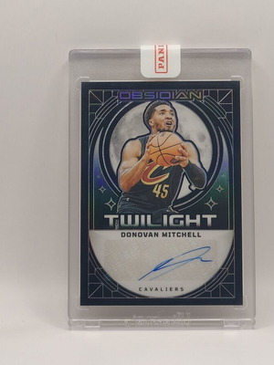 Donovan Mitchell Twilight Signatures 2023-24 Panini-Obsidian κάρτα μπάσκετ