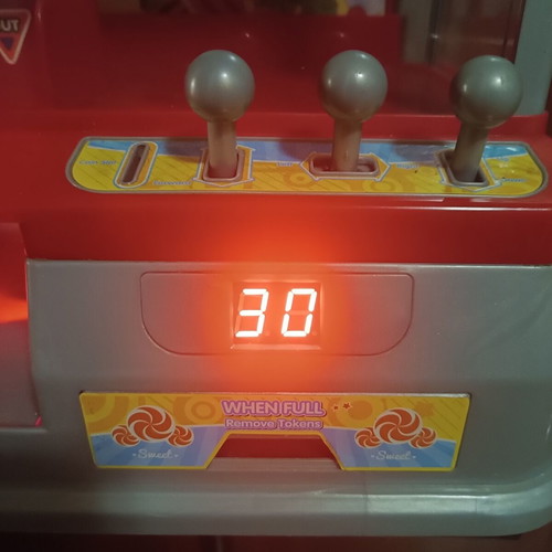 Vintage Mini Claw Machine with Lights and Sound like new