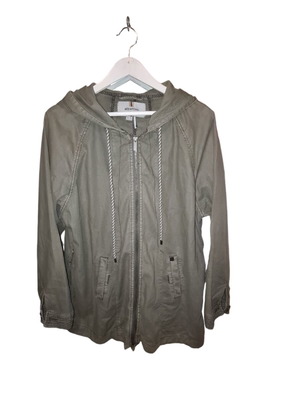 Attrattivo coat xl olive like new with belt and zipper