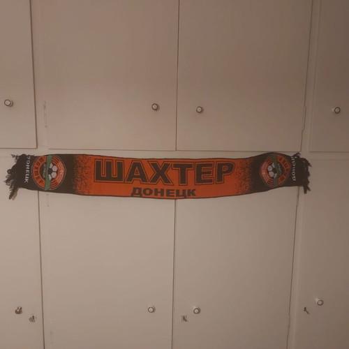Shakhtar Donetsk scarf like new, authentic