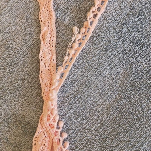 Cotton scarf H&M like new, pink with embroidery