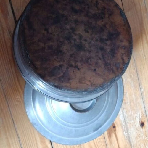 Small copper pot, very old, collectible