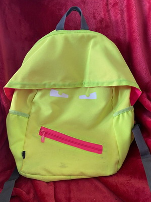 Zipit Grillz school backpack used, light green