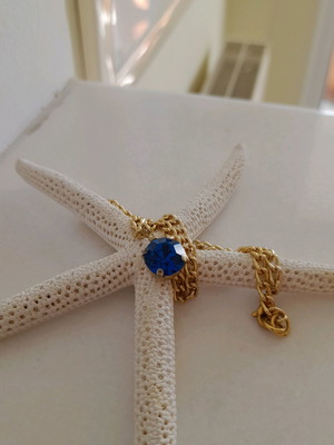 Necklace with blue crystal and gold chain new