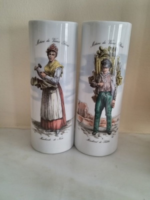 Decorative humidifiers from Old Paris professions collection, like new, porcelain
