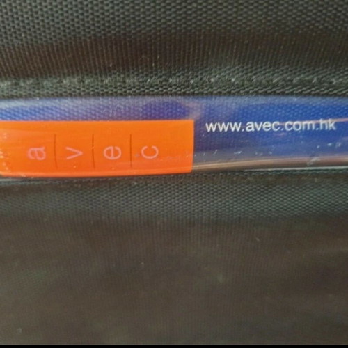 Avec fabric case for 24 CDs and DVDs like new