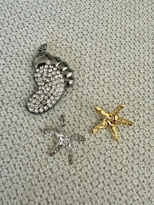 Metal elements used, set of 3, gold and silver colors