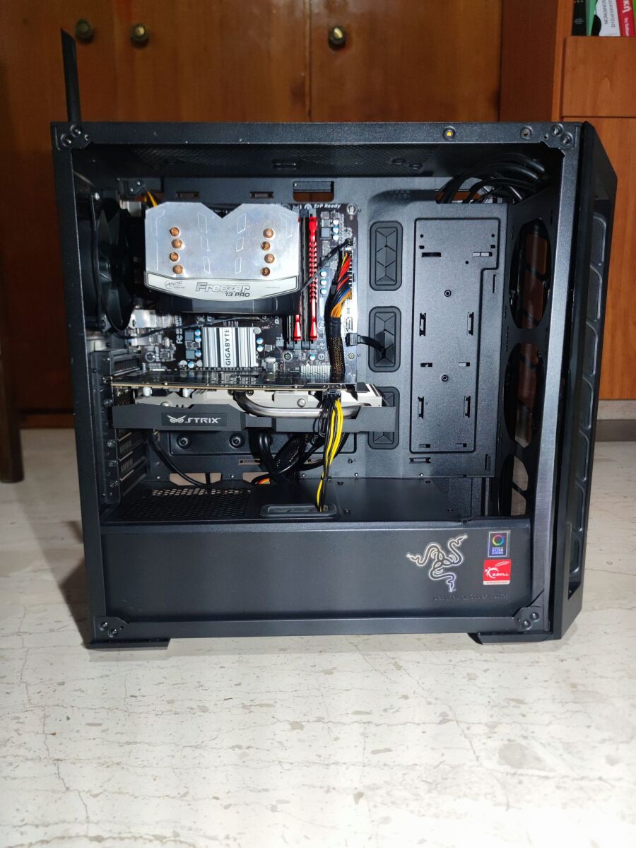 Desktop PC FX-8320 8-Core, R9 380 4GB,… - € 220,00 - Vendora.cy
