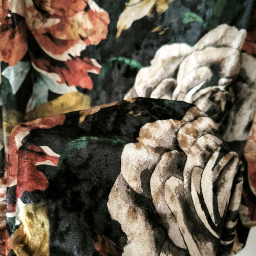Floral dress new, short long-sleeve, velvet texture, one size