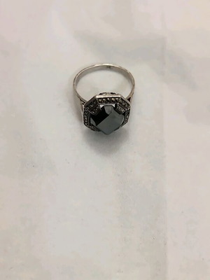 Silver ring with polygonal stone from 1970, like new