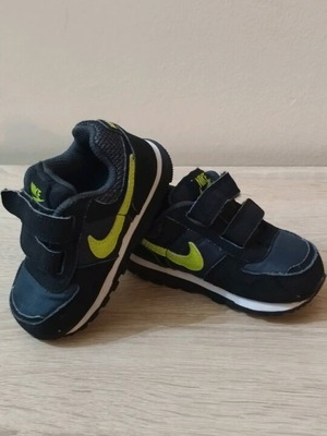 Βρεφικό αθλητικό παπούτσι Nike νούμερο 21 σαν καινούργιο