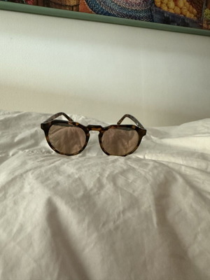 Hawkers women's sunglasses tortoiseshell with pink mirror