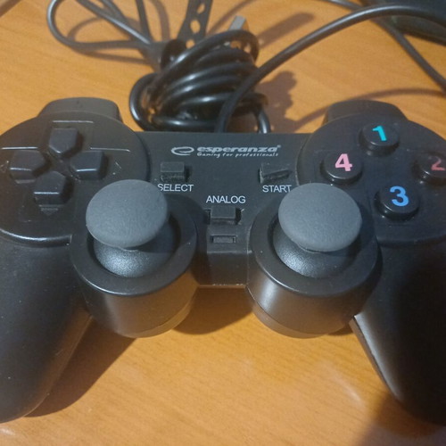 Esperanza EG102 Gamepad Vibration USB PC new