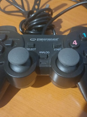 Esperanza EG102 Gamepad Vibration USB PC new